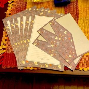 Lovely set of stationary .   Show someone you care by sending them a letter/gift